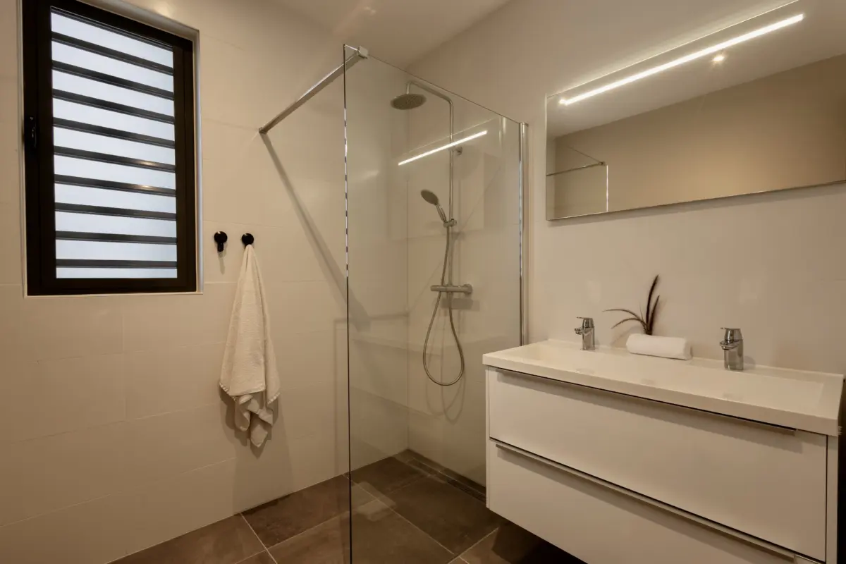 Holland House - Cape Marie 1401