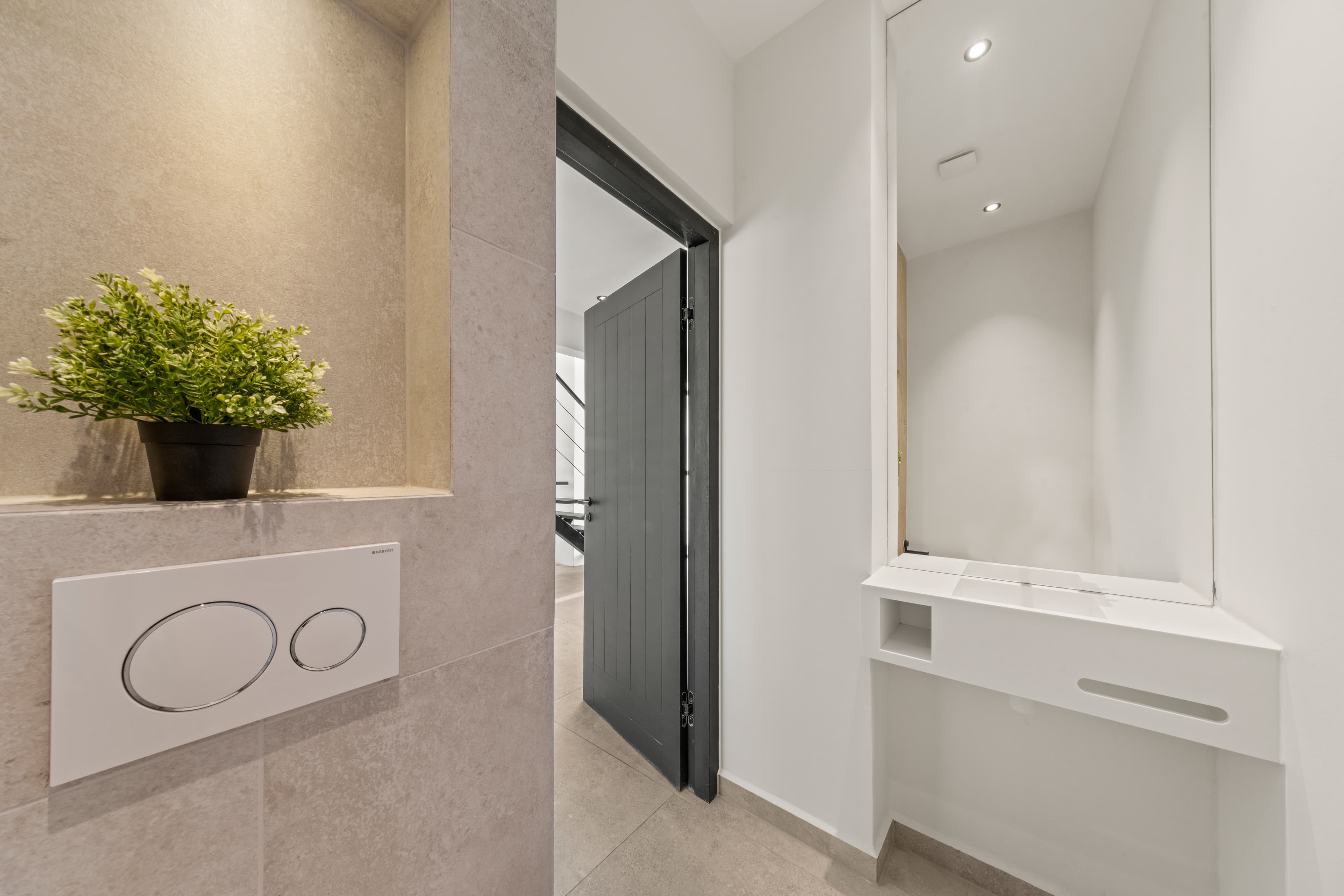 Holland House - Blue Bay - on a cliff with a phenomenal sea view