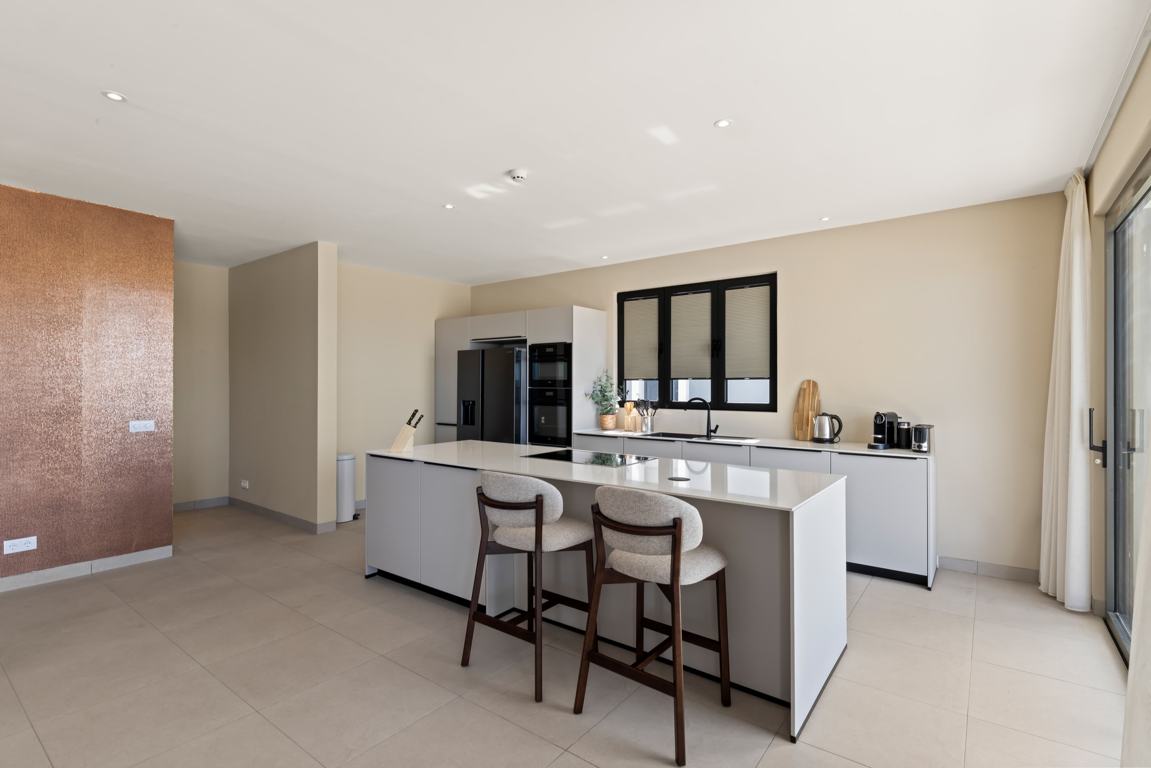 Holland House - Cape Marie C4